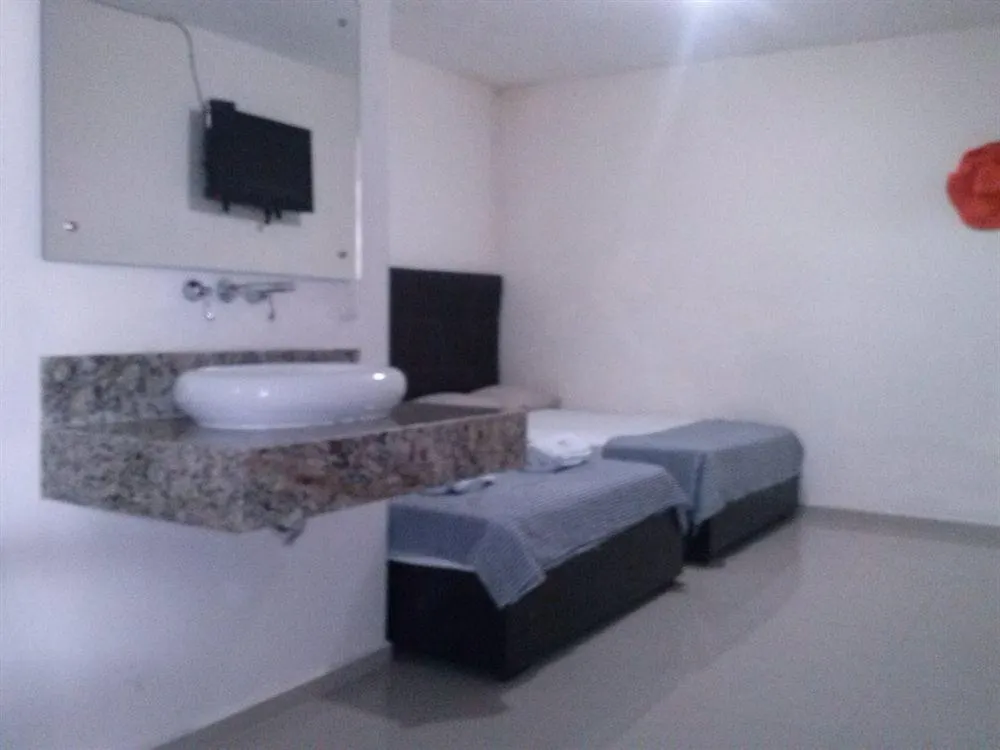 Hotel Elefante 신데 델 카르멘 2*,  멕시코